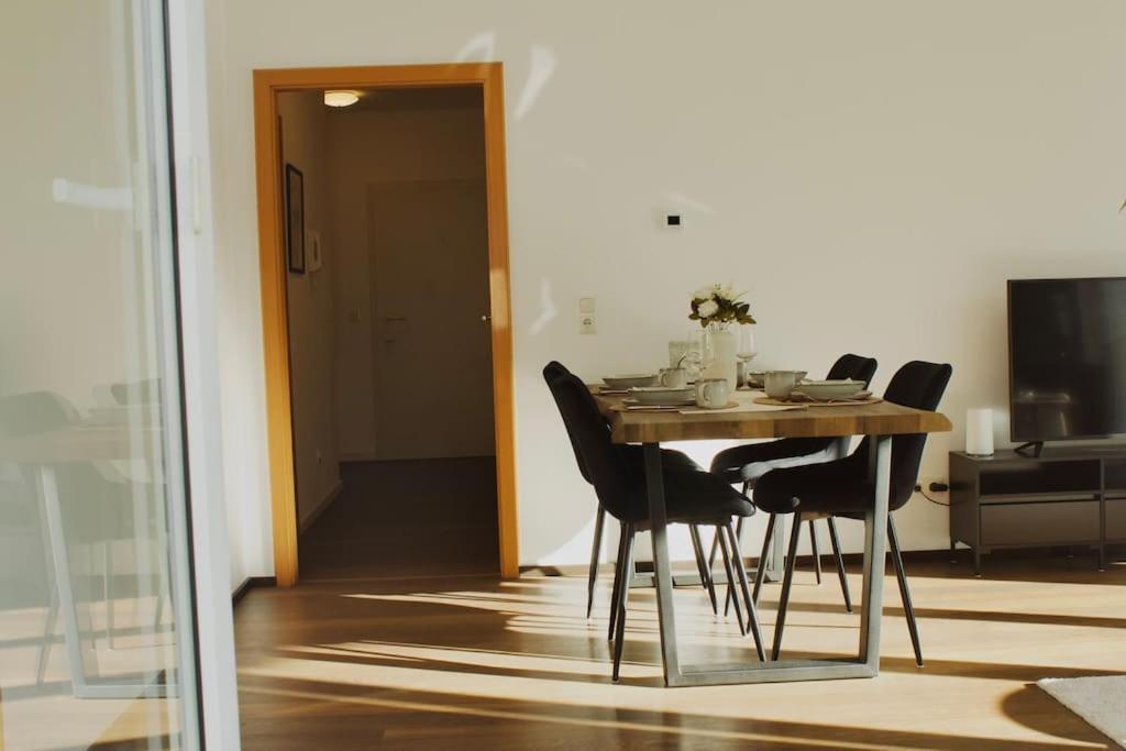 Gemuetliche Wohnung In Бад Хомбург фор дер Хьое Екстериор снимка